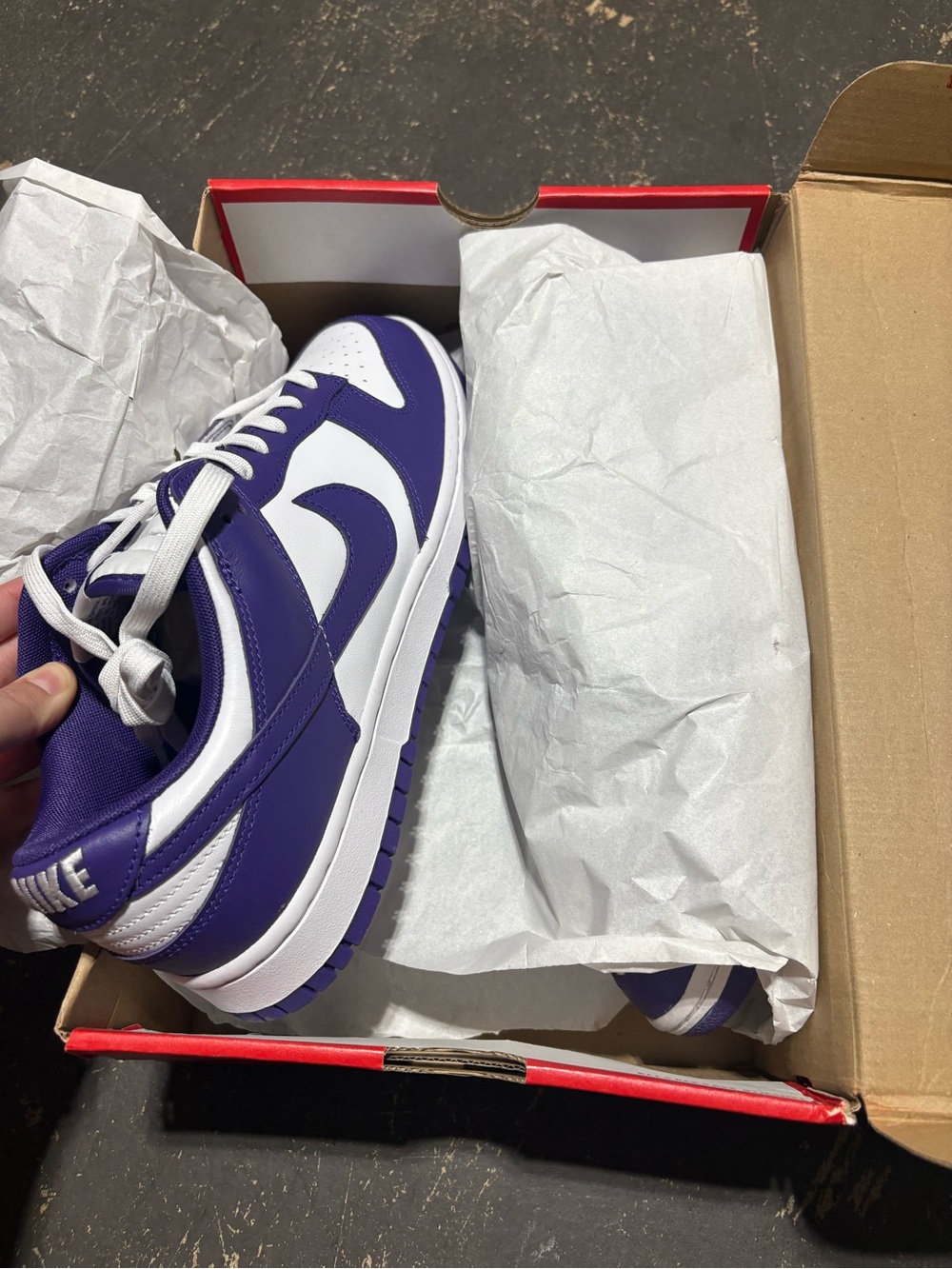 Nike Dunk Low Retro Purple & White Low-Top Sneaker - Unisex - BRAND NEW IN BOX - Picture 2 of 5